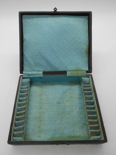 Coffret écrin pour 12 - 07,