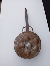 ANCIENNE POELE A ESCARGOT OEUF ANCIEN ART POPULAIRE , VINTAGE HAND-CRAFTED 