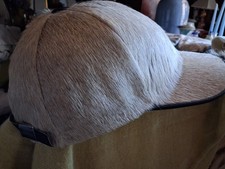 casquette  à visière en poulain beige