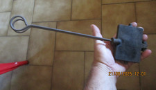 Ancien mini petit - petit, moule