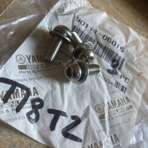 Yamaha 90111 06015 vis vmax - 90111-06015,