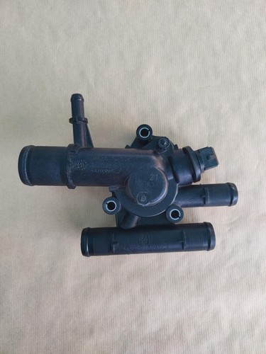 Boitier thermostat eau renault - eau,