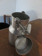 Ancien petit pot à lait en