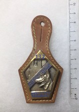 FRANCE INFANTERIE Insigne 132° G.C.A.T Groupe Cynophile de l' Armée Terre + cuir