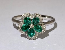 Élégante Bague en Or Gris 18