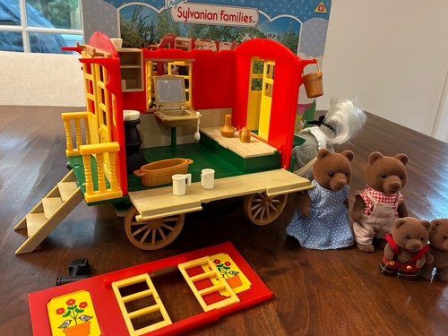 Sylvanian families caravan - families,