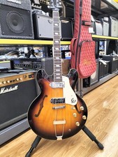 Guitare électrique acoustique