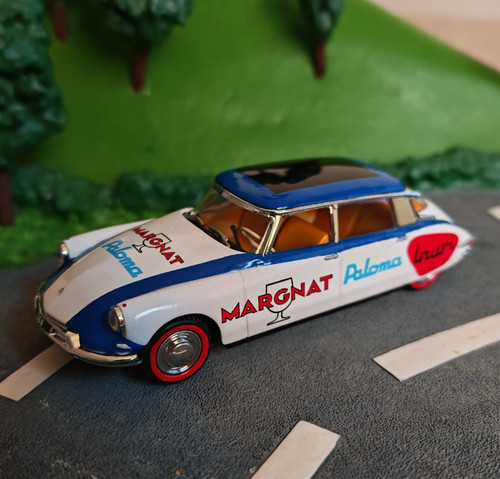 Voiture miniature citroen - voiture,