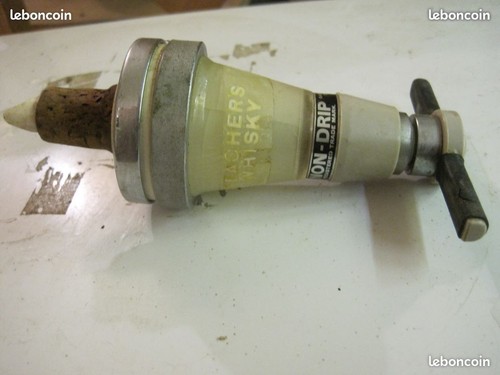 Ancien distributeur boisson - de,