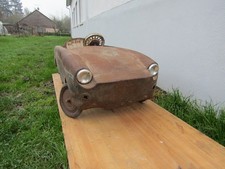 ancienne voiture a pedales
