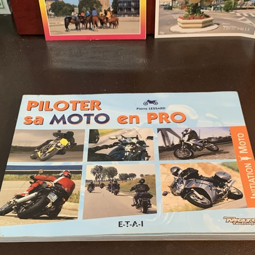 Livre piloter moto pro - en,