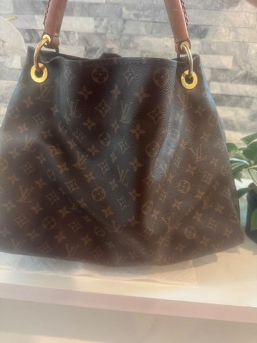 Louis vuitton big - louis,