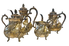 Service a thé et café Anglais en métal argenté XX siècle