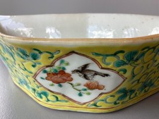 Ancienne coupe en porcelaine