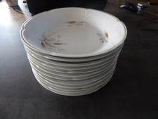 Lot 12 assiettes creuses porcelaine de Limoges- Feuillade- épi de blé