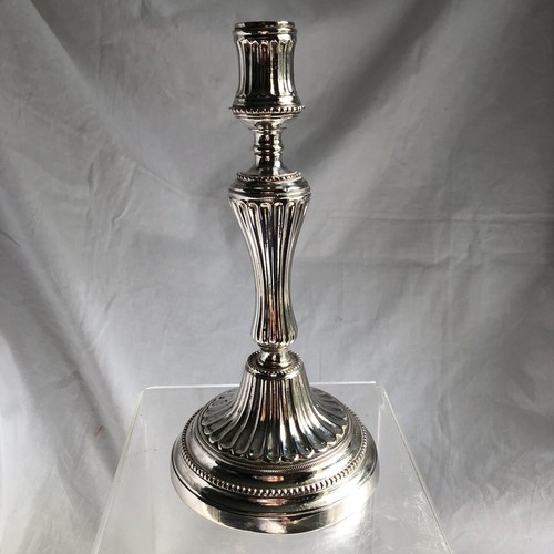 Tres beau bougeoir bronze - tres,