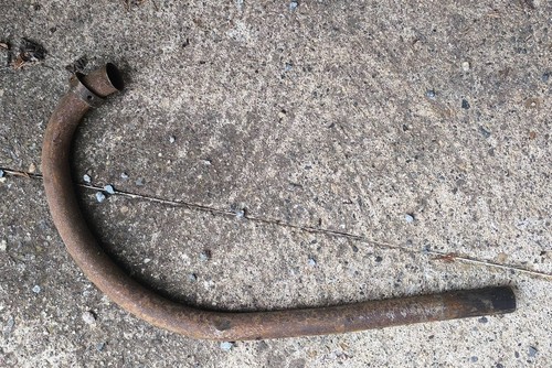 Tube echappement ecrou - echappement,