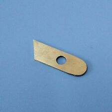 Couteau inférieure surjeteuse