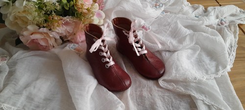 Chaussures bottines anciennes - chaussures,