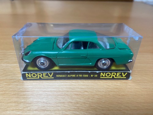 Norev plastique ancienne - plastique,