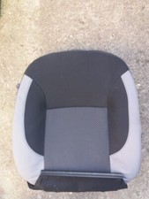 Dossier de siège avant droit Dacia Sandero 2 2012-2019