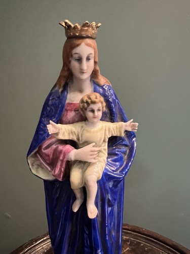 Vierge enfant jesus - vierge, l'enfant