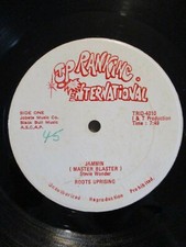 ROOTS UPRISING "Jammin"
