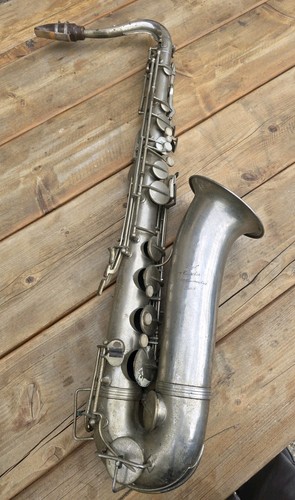 Ancien saxophone - ancien,