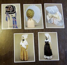 Cartes postales 5: 3 coiffes