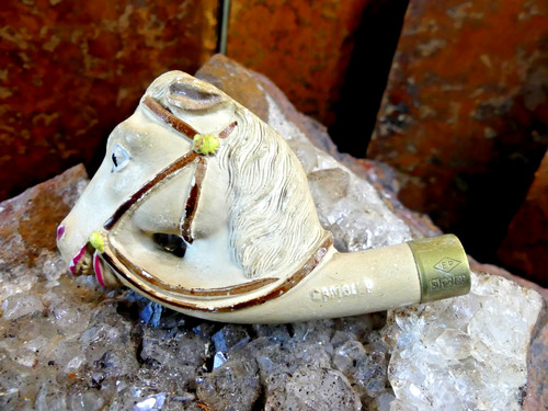 Pipe terre cuite sculptee - cuite,