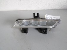 Feu diurne avant gauche