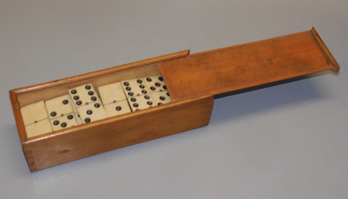 Boite dominos bois - -boite,