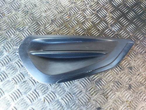 Cache contour grille pare choc - contour,