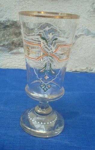 V74 grand verre pied - grand, à