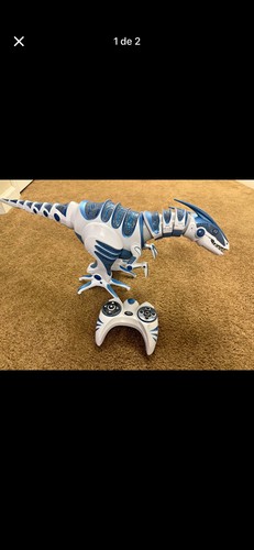 Wowwee roboraptor robot - wowwee,