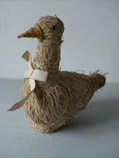 Statue en paille poule canard animal de basse cour de 32 cm