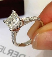 Bague de fiançailles diamant taille princesse 2,45 carats or blanc 14...