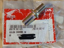 Goujon de fixation couronne