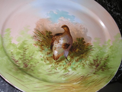 Grand plat peint - peint-, porcelaine