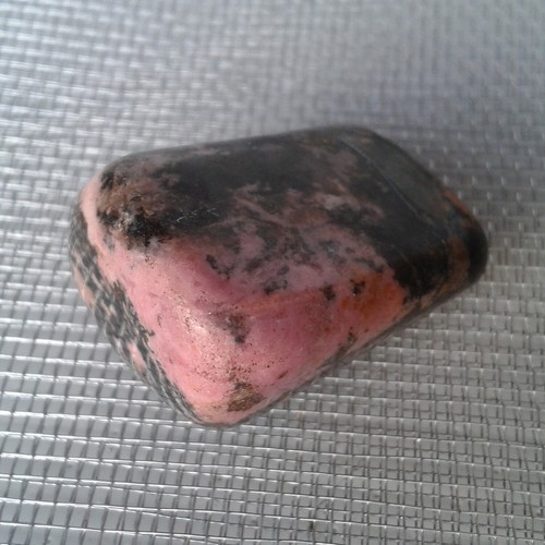 Rhodonite rose pakistan - rhodonite,