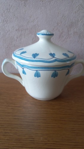 Ancienne petite soupière - ancienne,