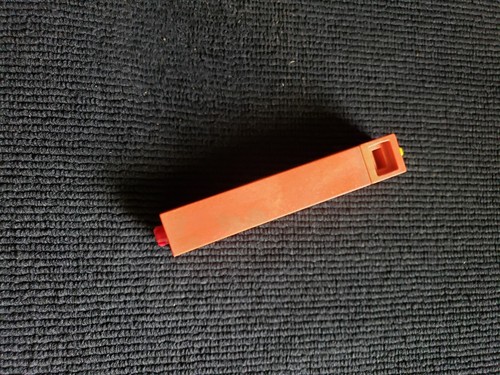 Petit poteau rouge - poteau,