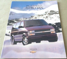 1996 CHEVROLET ASTRO VAN Catalogue Brochure Folder Prospekt Dépliant English USA