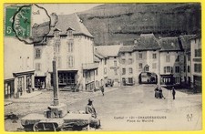 cpa Auvergne 15 - CHAUDES AIGUES (Cantal) Place du MARCHÉ Commerces Hôtel Café