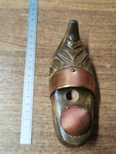 Petit sabot  en bois verni porte aiguilles sans son dé