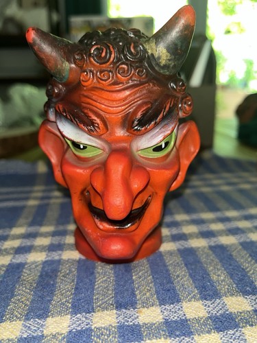 Ancienne tête diable - tête, de