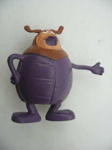 Rare figurine pvc - rare,