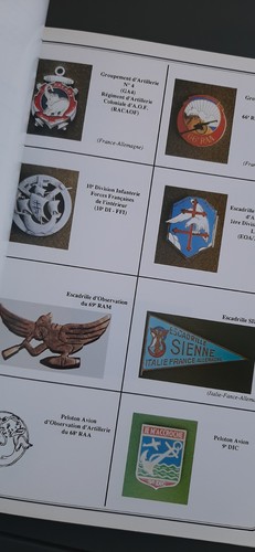 Documentation les insignes - les, de