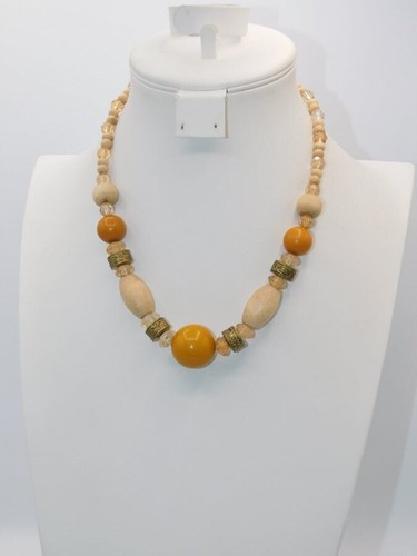 B596 vintage necklace - b596-vintage, necklace~wooden