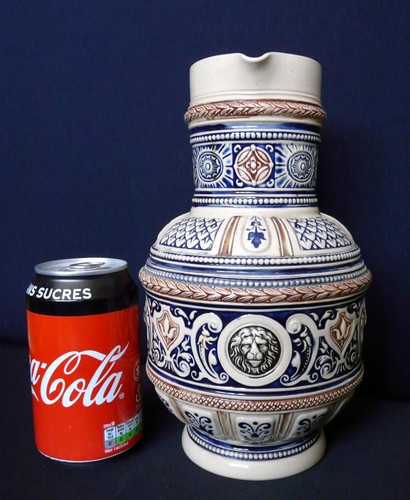 Grand pichet vintage - , aux